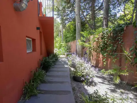 Casa en Venta en San Isidro Vias / Rolon, USD 980.000