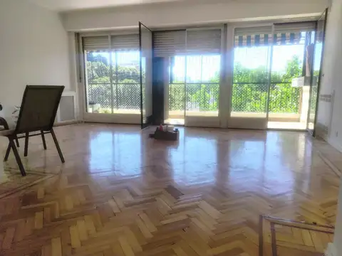 Departamento 4 ambientes con 2 baños