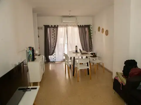 Avenida Duarte Quirós 200