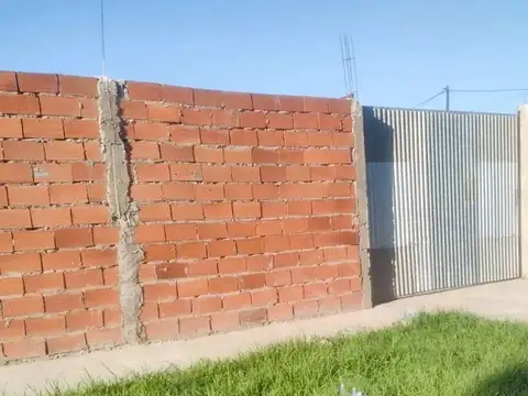 VENTA LOTE 221 MTS CUADRADOS .BARRIO VILLA EVITA