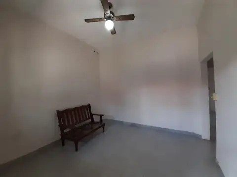 Lindo Y comodo PH totalmente independiente con garage y Patio