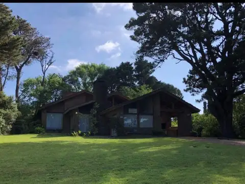 Fragata Sarmiento 725, Pinamar, Provincia de Buenos Aires, 100