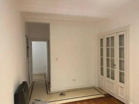 Cachimayo 1300, Piso 1