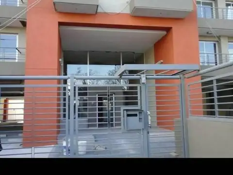 Departamento en Alquiler en Moron Sur, $ 310.000