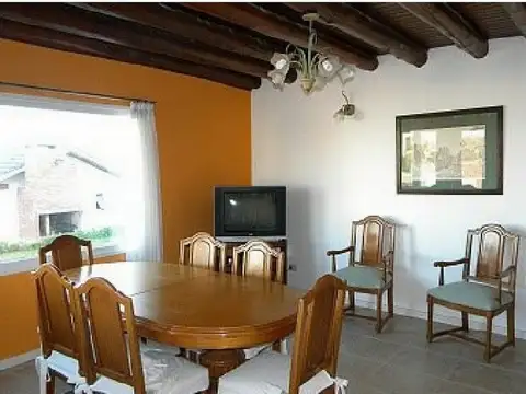 Casa en Venta en Villa Gesell, USD 169.000