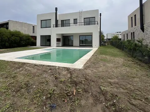 El Cantón, Golf 100