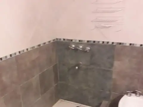 Depto Tipo Casa en Venta en Villa Ballester, USD 78.000