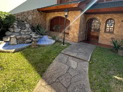 Casa en Venta en Villa Lugano, USD 330.000