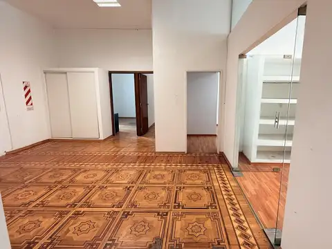 Oficina en Alquiler en Monserrat, $ 1.600.000