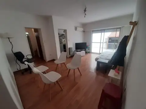 Depto Tipo Casa en Alquiler de 2 ambientes
