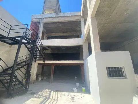 Local en Alquiler en Lomas De Zamora, USD 9.000