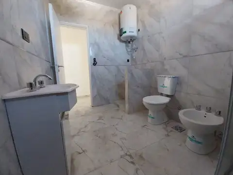 Depto Tipo Casa 3 ambientes con 1 baño