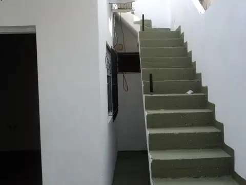 Depto Tipo Casa en Venta 5 años
