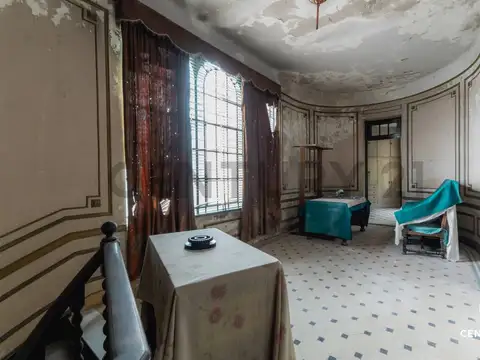 Laprida 2192 2100, Piso 0