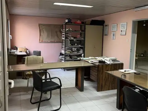 Nave Industrial en calle Juan de Dios Trevisan