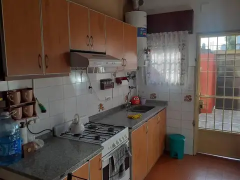 Casa en Venta en Castelar, USD 80.000