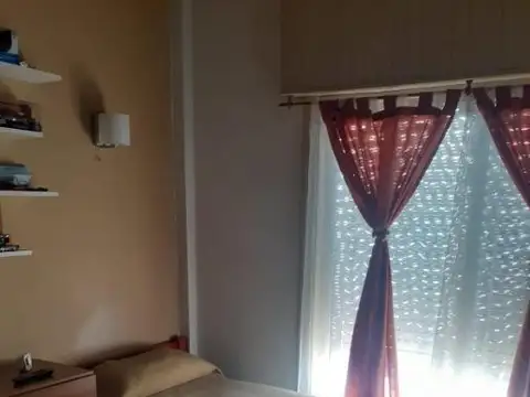 Venta de Duplex de 3 ambiente con Doble Cochera y Parrilla