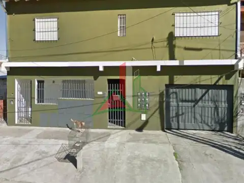 ALQUILER: DEPTO 2 AMBIENTES CON PEQUEÑO PATIO - LOMA HERMOSA