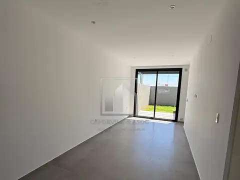 Casa en Venta en Barrio Rincones de Manantiales, USD 128.000