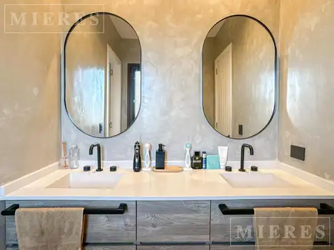 Casa en Alquiler Temporal en Laguna Grande, USD 8.600