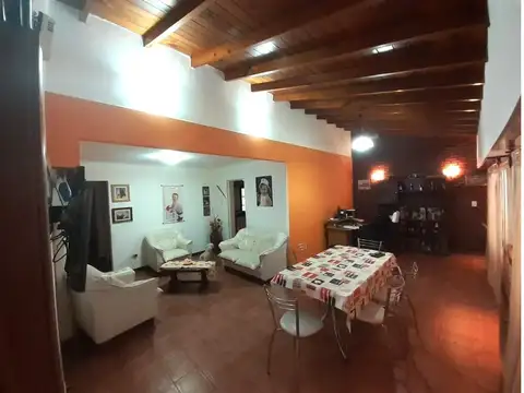 Casa en Venta en Cañuelas, USD 320.000