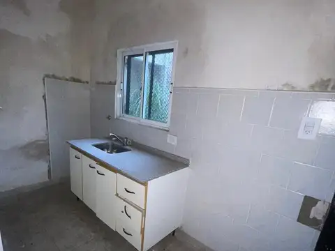 PH en  venta 3 ambientes con entrada independiente y patios - Wilde