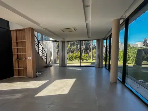 Casa en Venta en Canning, USD 270.000