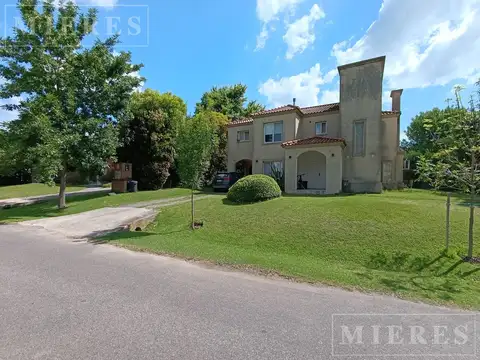 Casa en Venta de 5 dormitorios