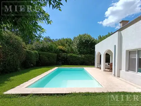 Casa en venta en Los Jazmines, Pilar del Este