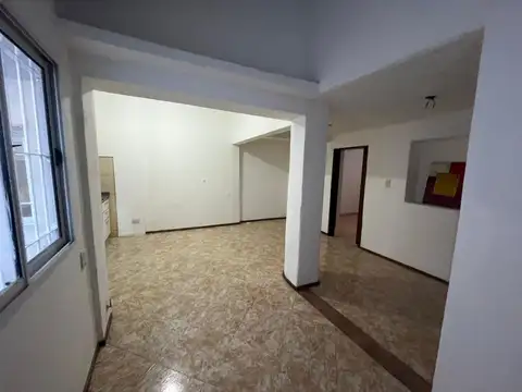 Depto Tipo Casa 2 ambientes con 1 baño