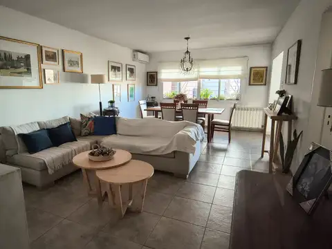 Lindor Ferreyra 6900