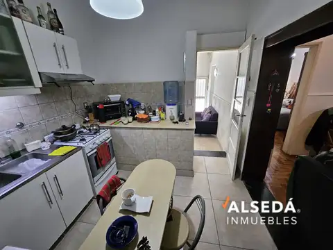 Casa 2 ambientes con 1 baño