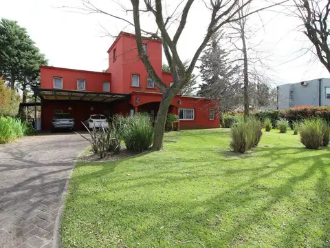 Casa en Venta en San Isidro Labrador, USD 395.000