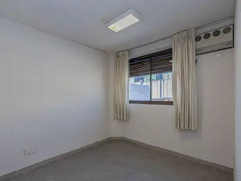 OFICINA 4 amb - APTO PROFECIONAL Y COMERCIAL