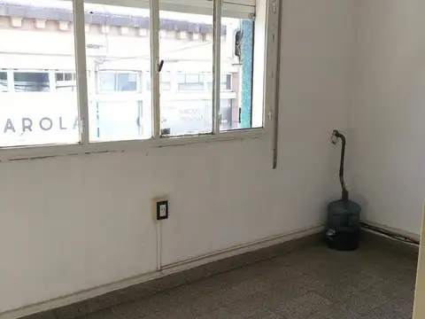 Oficina en Alquiler 50 años