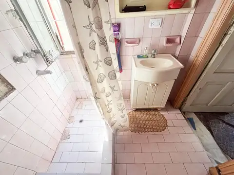 Depto Tipo Casa en Venta 40 años