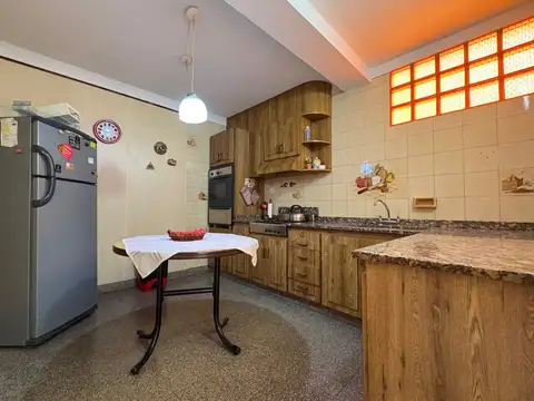 Depto Tipo Casa en Venta con 1 cocheras