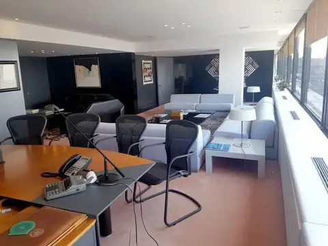 Oficina en Venta en Centro, USD 1.200.000