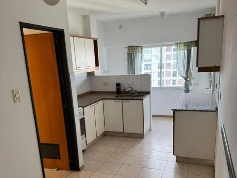 Departamento en piso alto - 100 mts - Ramos Mejia