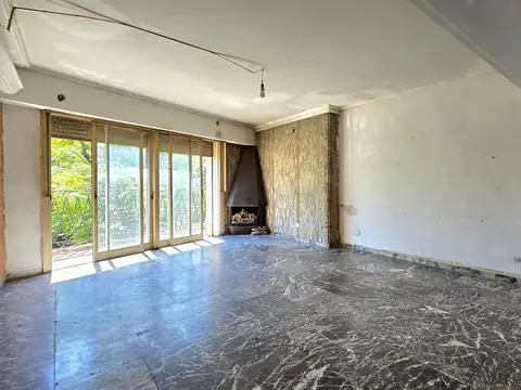 Galpon en Venta en Flores, USD 230.000