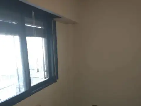 ALQUILER - DTO. 2 AMB - LATERAL -7ºPISO - RAMOS MEJIA