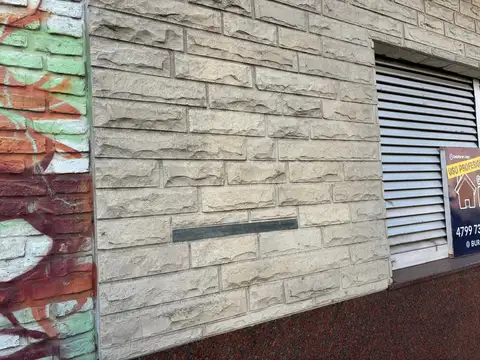 Avenida Presidente Perón 2400