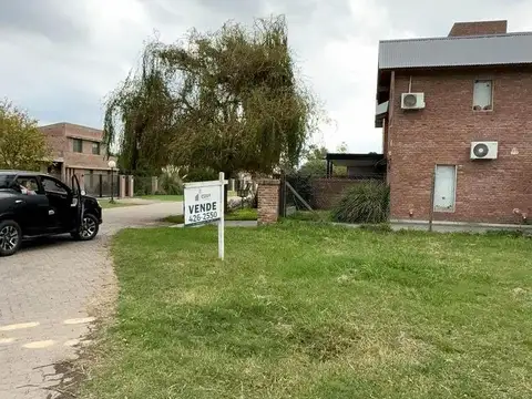 Terreno en Venta 40  mts Fondo