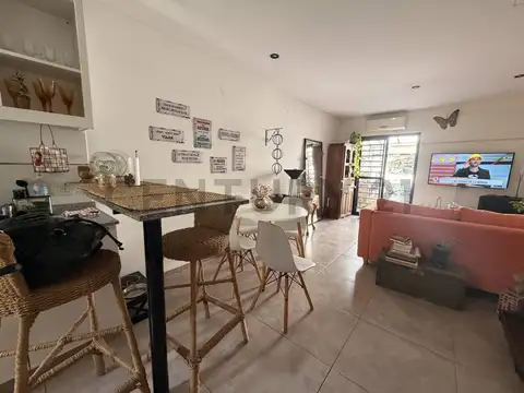 Chimbora 900, Piso 0