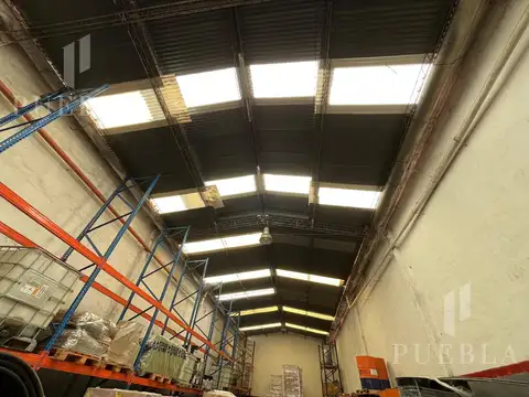 Galpon en Alquiler 47  mts Fondo