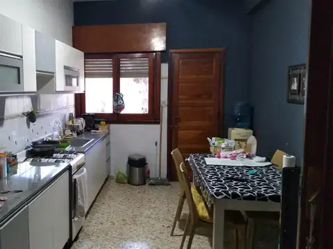 Depto Tipo Casa 4 ambientes con 1 baño