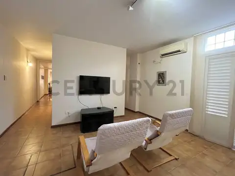 Santiago de Liniers , Piso 0