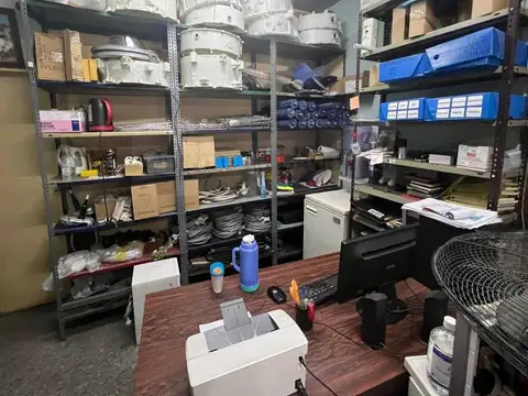 Local en Venta en Pompeya, USD 55.000