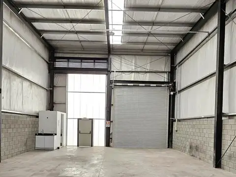 Galpon en Venta 9  mts Frente