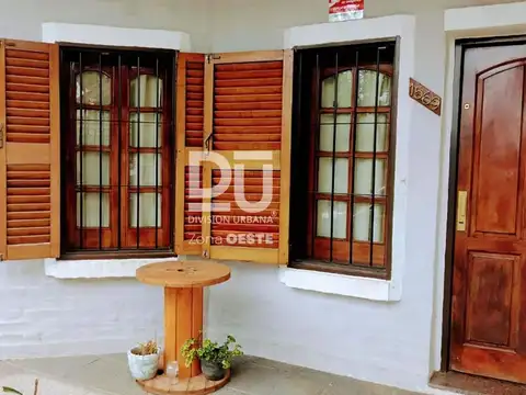 CASA EN VENTA LUJAN CENTRO